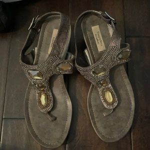 Simply Vera by Vera Wang sandals